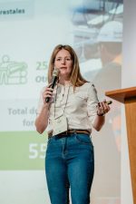 INFONA presentó el informe “Perfil y perspectivas del sector forestal paraguayo: Crecimiento, retos y oportunidades” en la V Jornada Técnica Forestal Volendam 2025